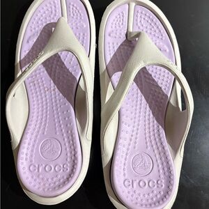 CROCS Women's Cream and Lavender Sandals